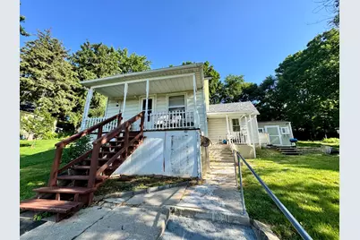 618 E Saint Paul Street, Spring Valley, IL 61362 - Photo 2