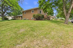 4315 Dempster Ave, Rockford, IL 61108 - Photo 36