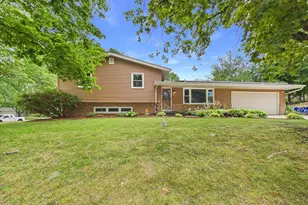4315 Dempster Ave, Rockford, IL 61108 - Photo 1