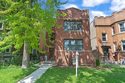 6704 N Rockwell Street, Chicago, IL 60645 - Photo 1