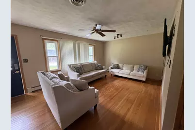 304 Mix Street, Oregon, IL 61061 - Photo 6