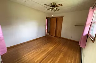 304 Mix St, Oregon, IL 61061 - Photo 14