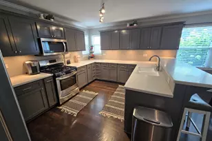 2210 Henning Pl, Plainfield, IL 60586 - Photo 12