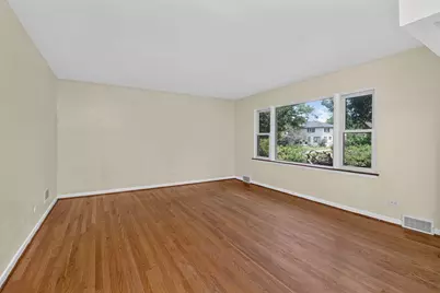 248 N Princeton Avenue, Villa Park, IL 60181 - Photo 4