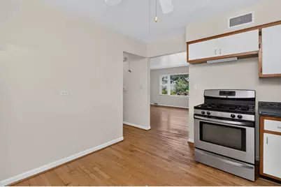 248 N Princeton Avenue, Villa Park, IL 60181 - Photo 8