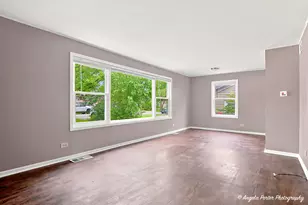 422 E Oak St, Mundelein, IL 60060 - Photo 6