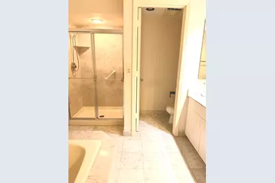 4545 W Touhy Avenue #409E, Lincolnwood, IL 60712 - Photo 14