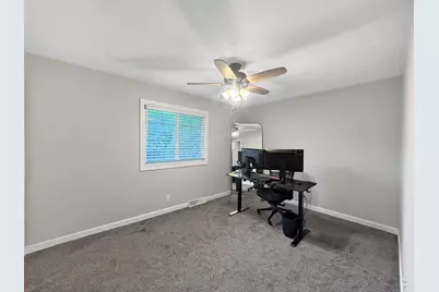 3103 W Greenfield Drive, Freeport, IL 61032 - Photo 28
