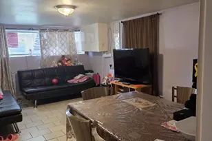 5738 S Kenneth Ave, Chicago, IL 60629 - Photo 2