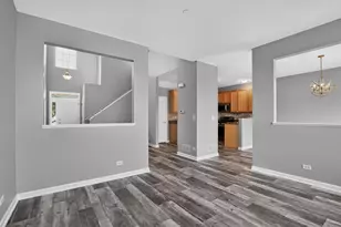 9808 W Williams Dr, Huntley, IL 60142 - Photo 8