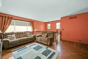 1293 Caribou Trail, Carol Stream, IL 60188 - Photo 4