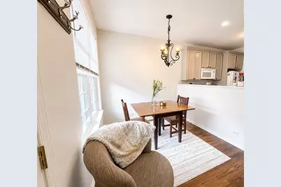705 Morris Court, Lakemoor, IL 60051 - Photo 2