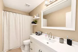 705 Morris Ct, Lakemoor, IL 60051 - Photo 10