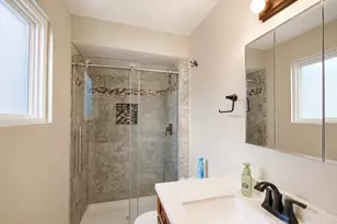 8414 W Brodman Ave, Chicago, IL 60656 - Photo 18