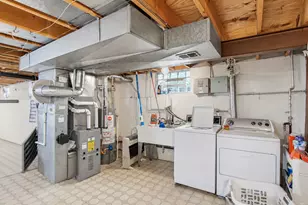 8414 W Brodman Ave, Chicago, IL 60656 - Photo 22