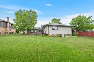 8955 Linden Dr, Tinley Park, IL 60487 - Photo 26