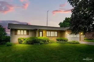 444 Wyoming Ave, Paw Paw, IL 61353 - Photo 1