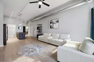 740 W Fulton St, Chicago, IL 60661 - Photo 10
