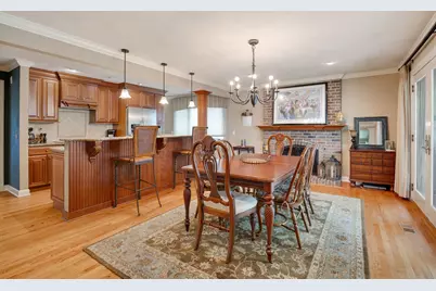 10764 W Pickford Avenue, Beach Park, IL 60099 - Photo 10