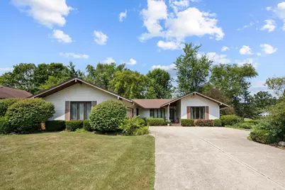 10764 W Pickford Avenue, Beach Park, IL 60099 - Photo 2
