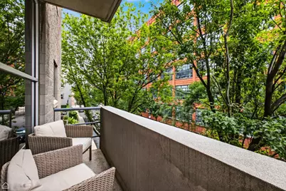 939 W Huron Street #201, Chicago, IL 60642 - Photo 10