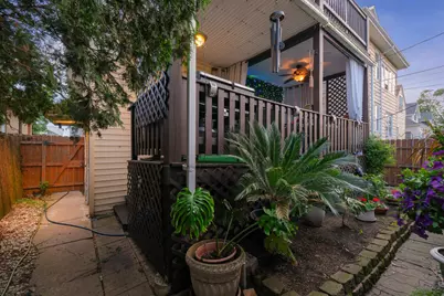 5438 W Melrose Street, Chicago, IL 60641 - Photo 36