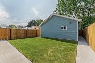 4821 W Hirsch St, Chicago, IL 60651 - Photo 22