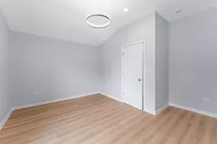 4821 W Hirsch St, Chicago, IL 60651 - Photo 14