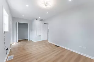 4821 W Hirsch St, Chicago, IL 60651 - Photo 6