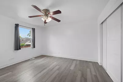 818 Lexington Circle, Hanover Park, IL 60133 - Photo 12