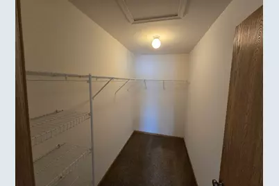 2027 Silverstone Drive #2027, Carpentersville, IL 60110 - Photo 10