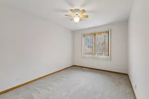 4241 Lindenwood Dr, Matteson, IL 60443 - Photo 12