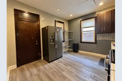 8325 S Saginaw Avenue, Chicago, IL 60617 - Photo 12