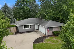 754 Longlane Rd, New Lenox, IL 60451 - Photo 1