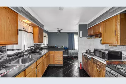 1228 E 151st Street, Dolton, IL 60419 - Photo 12
