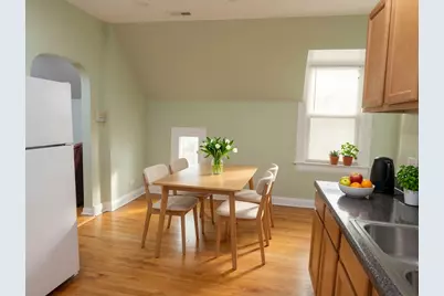 2329 W McLean Avenue, Chicago, IL 60647 - Photo 8