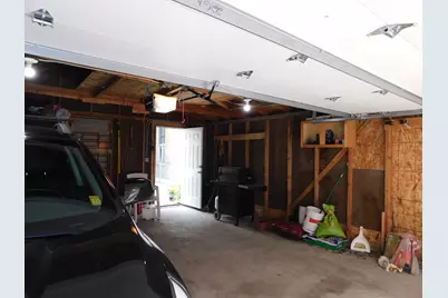 2329 W McLean Avenue, Chicago, IL 60647 - Photo 14