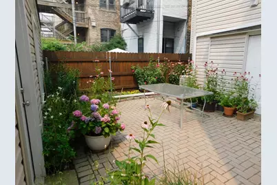 2329 W McLean Avenue, Chicago, IL 60647 - Photo 18
