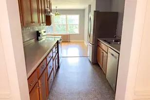 911 Foley Ave, Champaign, IL 61820 - Photo 2