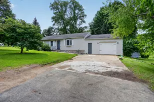 2427 Windsor Rd, Loves Park, IL 61111 - Photo 1