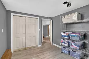 2427 Windsor Rd, Loves Park, IL 61111 - Photo 18