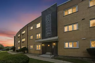 10332 S Pulaski Rd, Oak Lawn, IL 60453 - Photo 16