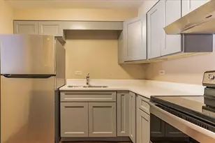 2325 N Neva Ave, Chicago, IL 60707 - Photo 6