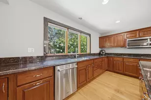 11555 S Elbridge Ave, Palos Park, IL 60464 - Photo 10