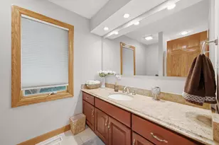 11555 S Elbridge Ave, Palos Park, IL 60464 - Photo 16