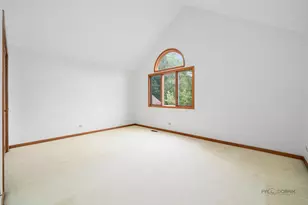 1902 Forest Creek Ln, Libertyville, IL 60048 - Photo 16