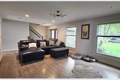 17515 W Winnebago Drive, Grayslake, IL 60030 - Photo 6
