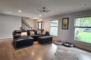 17515 W Winnebago Dr, Grayslake, IL 60030 - Photo 6