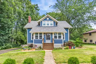 423 S Hale St, Plano, IL 60545 - Photo 1