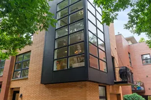 2024 W Willow St, Chicago, IL 60647 - Photo 1